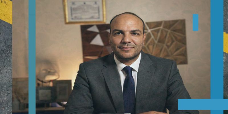 لماذا ينجح الآخرون بدون وعي نفسي؟ حقيقة التكيف الوظيفي العالي